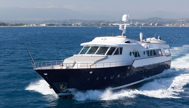 DUNE yacht charter 3