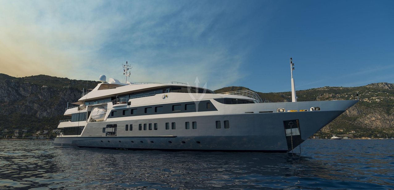 MARQUISE YACHT CHARTER yacht charter