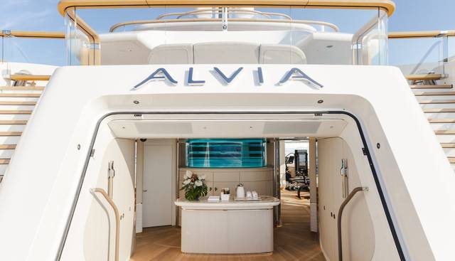 ALVIA yacht charter 5