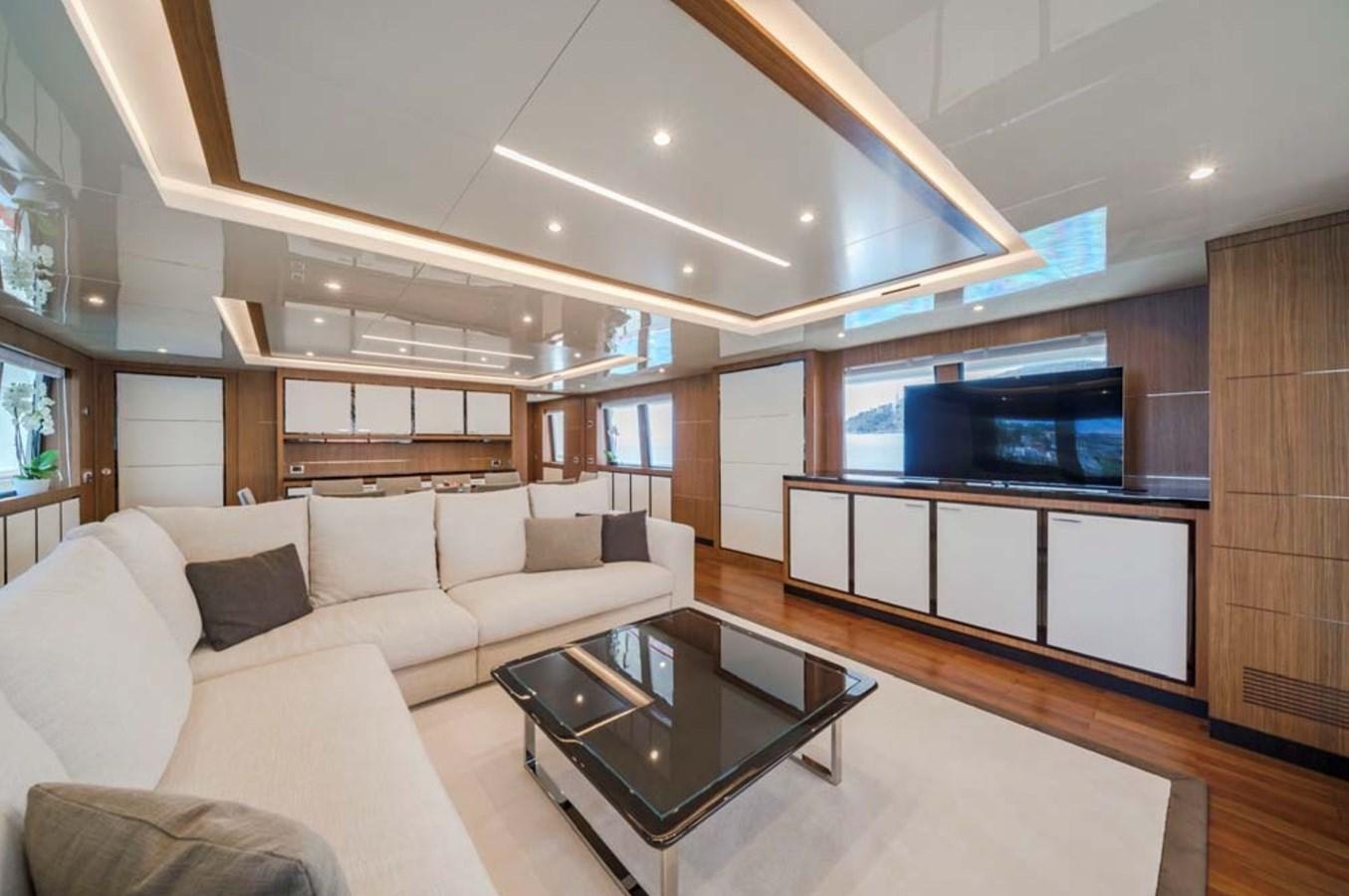 FIORENTE yacht charter 3