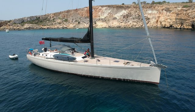 ISY71 yacht charter 5