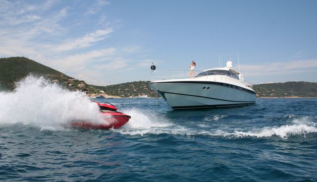 EDEN ERINA yacht charter 2
