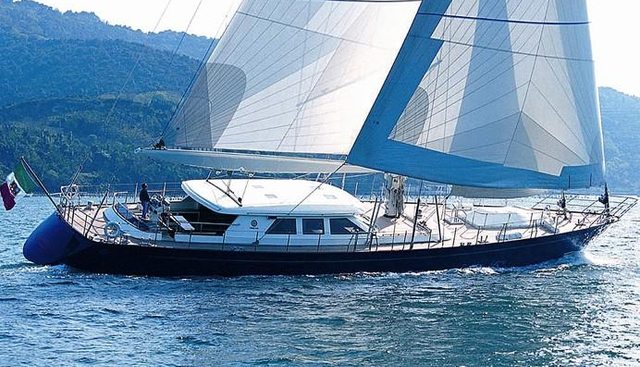 HERITAGE M yacht charter 3