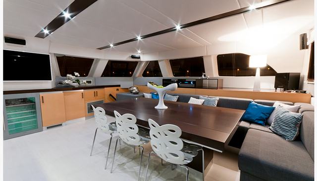 POMAIKAI yacht charter 3