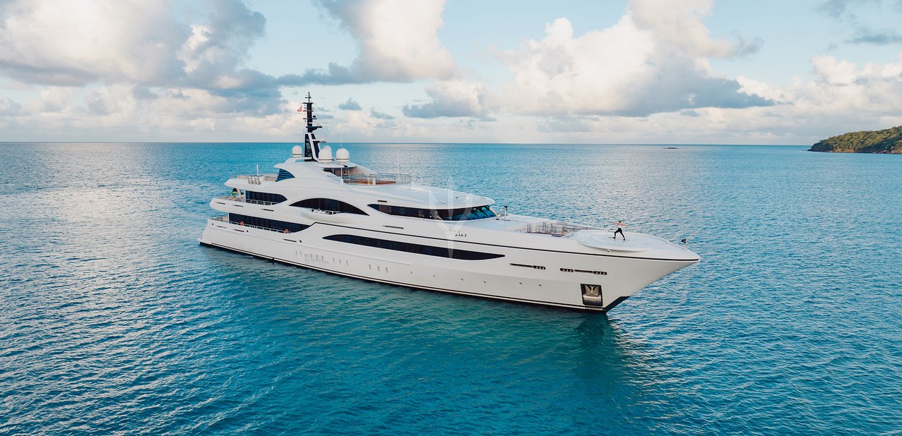 QUANTUM OF SOLACE YACHT CHARTER yacht charter