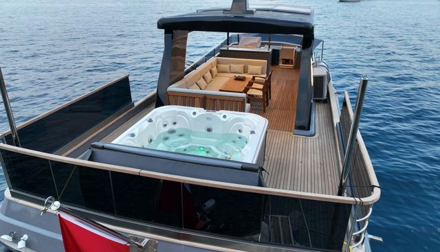BEYEFENDI H yacht charter 3