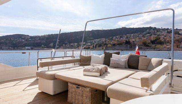 LA PAUSA yacht charter 3