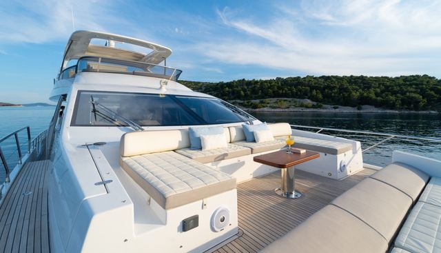 MINEIRA yacht charter 2