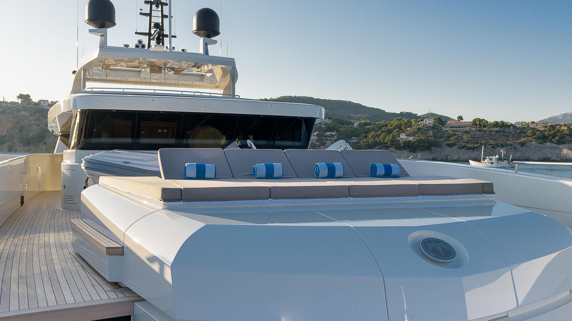 MR T yacht charter 5