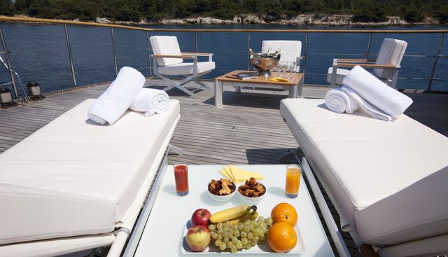 CLARA ONE yacht charter 4