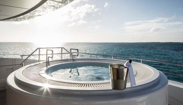 HOME yacht charter 3