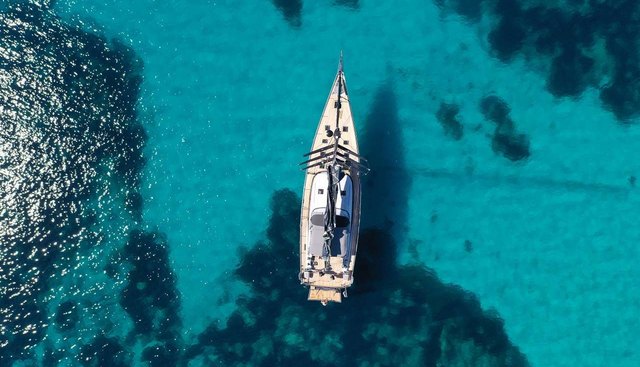 MAOYA yacht charter 3