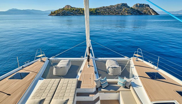 SUNMOON yacht charter 2