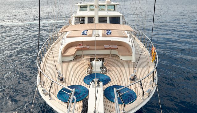 SEA BREEZE yacht charter 3