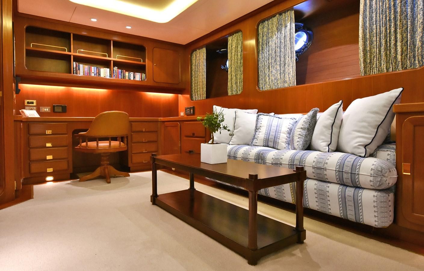 TAMARITA yacht charter 5