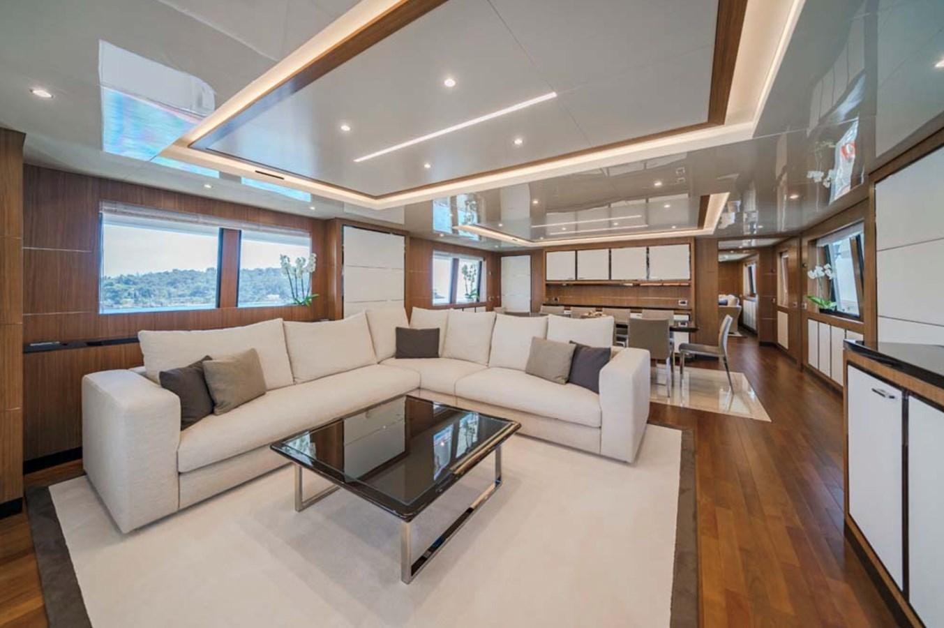 FIORENTE yacht charter 2