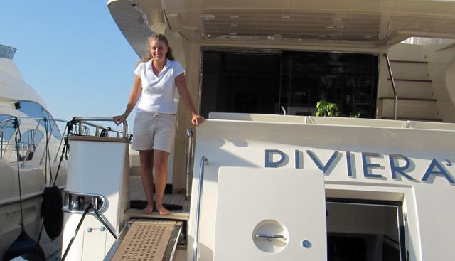 RIVIERA yacht charter 4