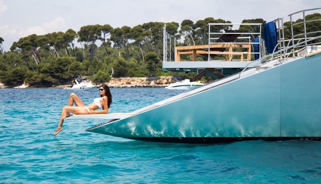 HUITANE yacht charter 2