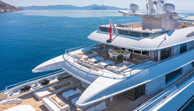 LADY VERA yacht charter 5