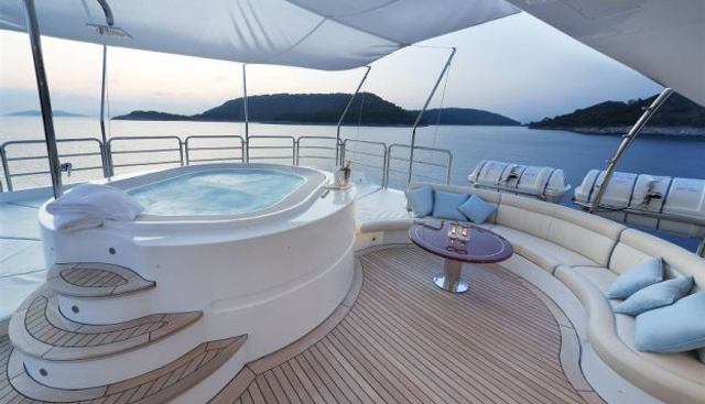 EVERBLUE yacht charter 3