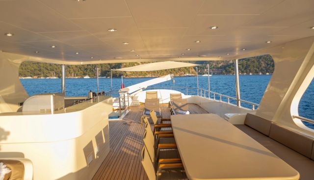 LYCIAN DREAM yacht charter 4