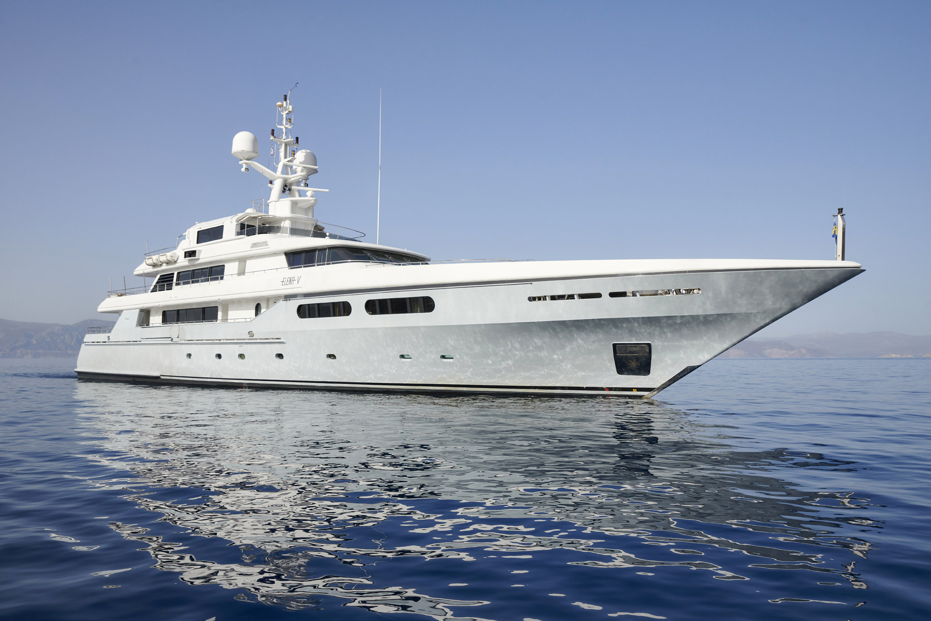 ELENA V yacht charter 4