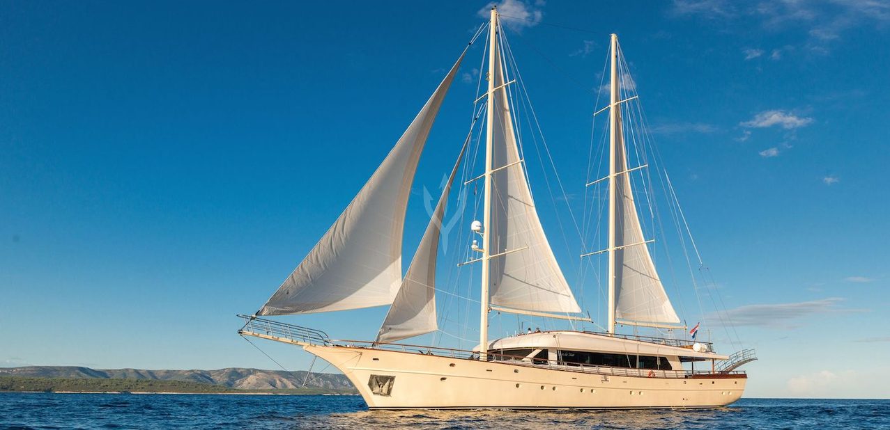 SON DE MAR YACHT CHARTER yacht charter