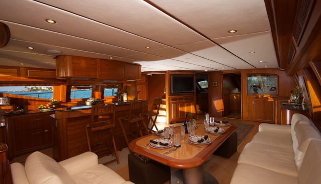BOLDER WON yacht charter 4