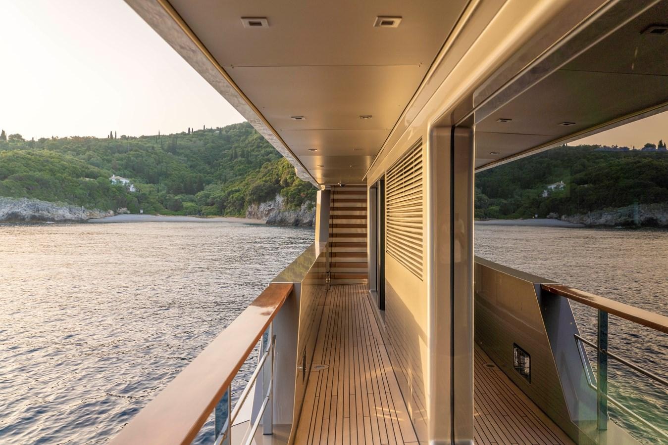 MAVERICK yacht charter 5