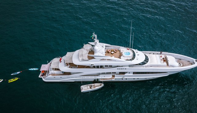 DAISY D yacht charter 5