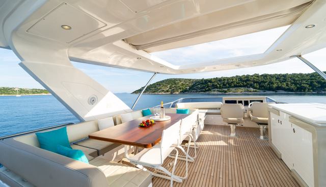MINEIRA yacht charter 3