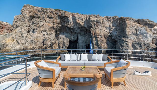 BOJI yacht charter 4