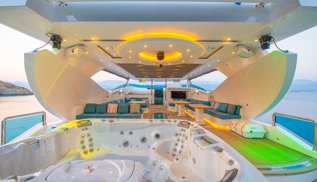 DESTINY yacht charter 4