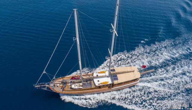 SEMA TUANA yacht charter 5