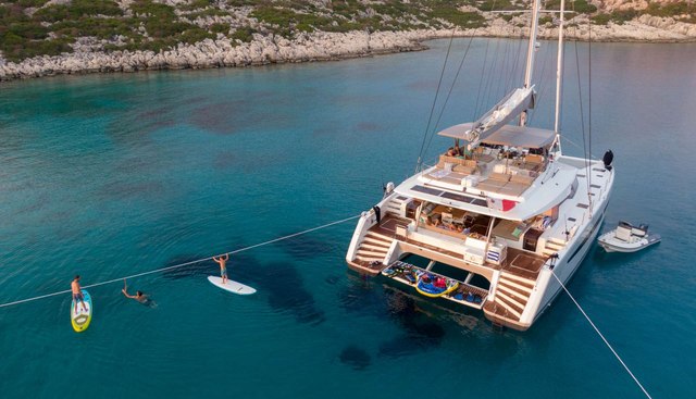 SERENISSIMA III yacht charter 5