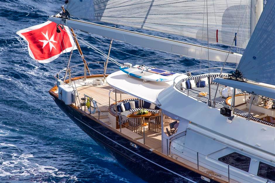 ELLEN yacht charter 5