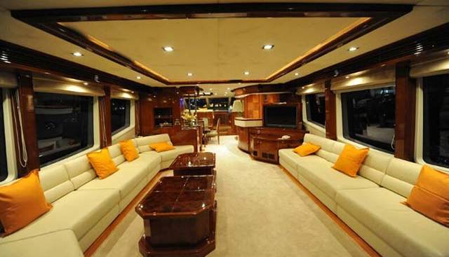 INFINITY 1 yacht charter 3