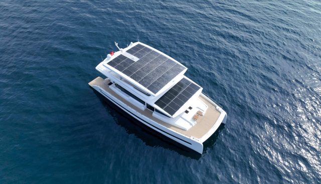 ATRAVERSIA yacht charter 5