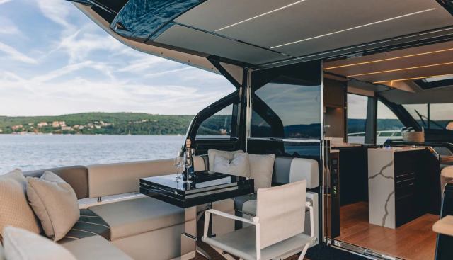 X2 yacht charter 5