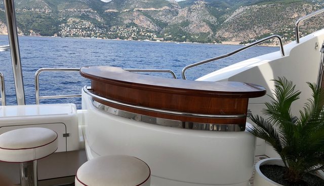 NANOU yacht charter 5