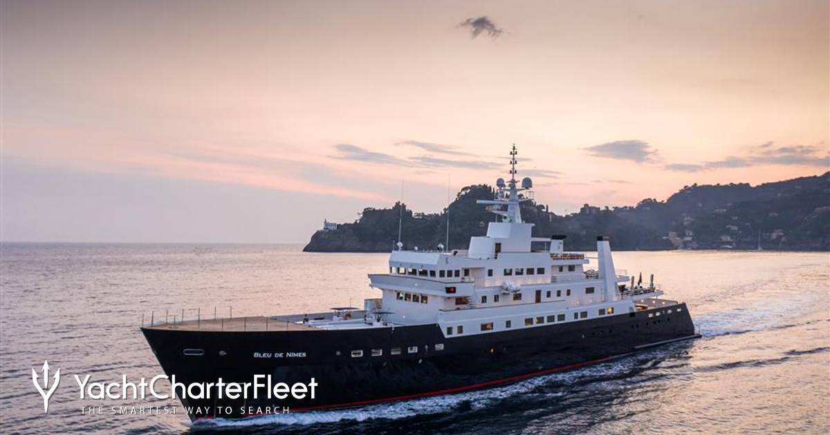 BLEU DE NIMES yacht charter 2