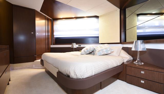 DORIS IV yacht charter 4