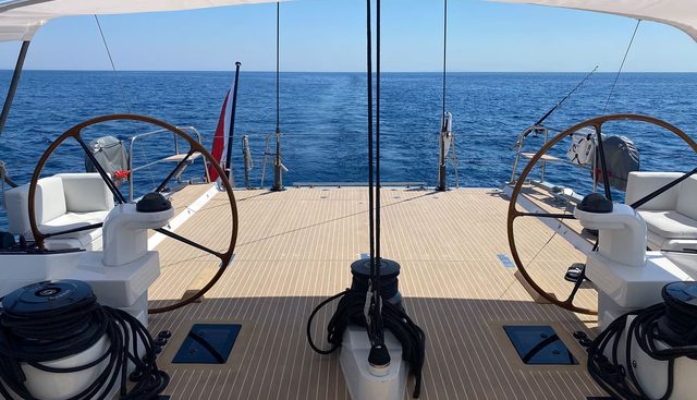 J SEVEN yacht charter 5