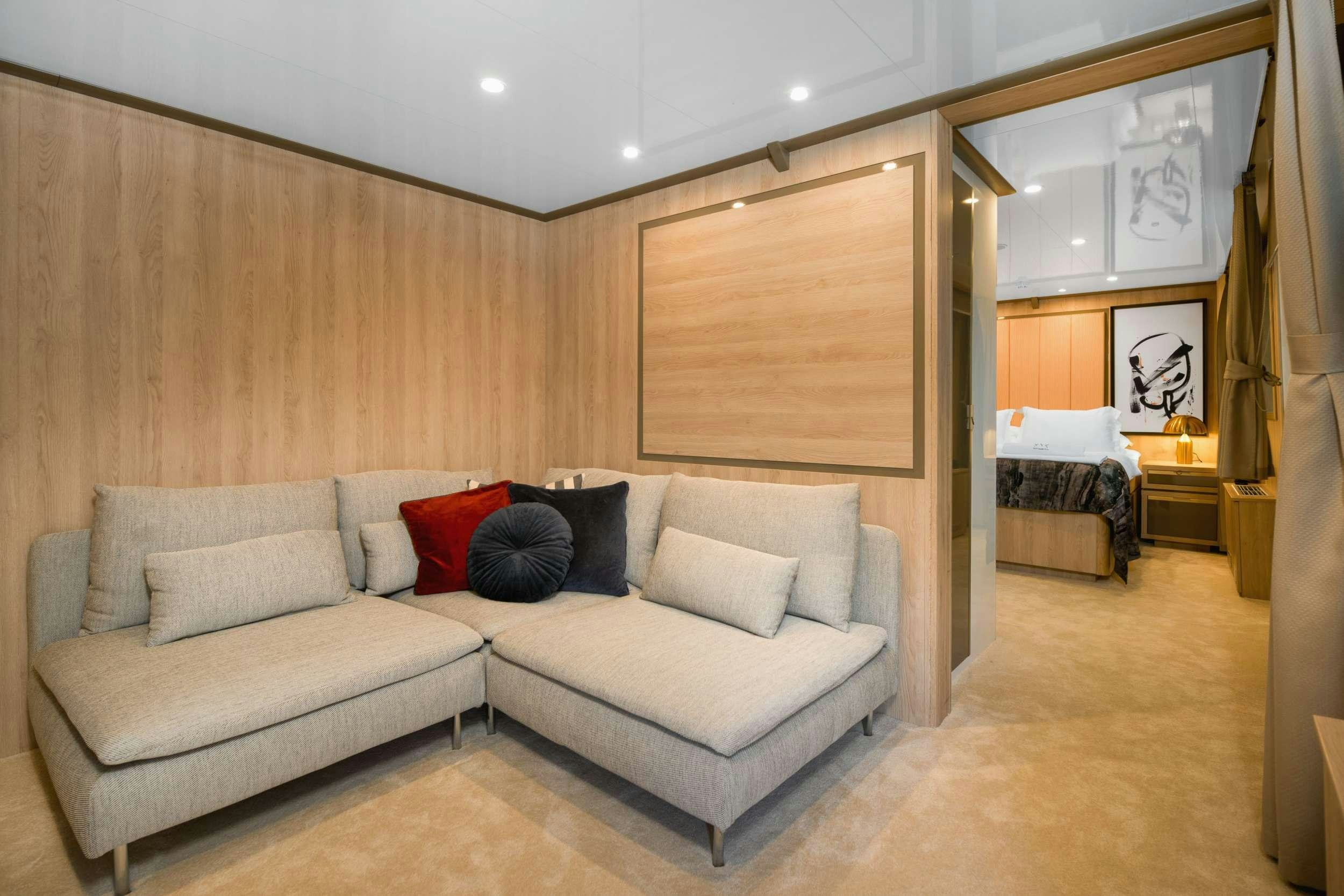 AGAPE ROSE yacht charter 5