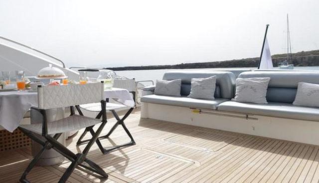 LIGHT BLUE yacht charter 4