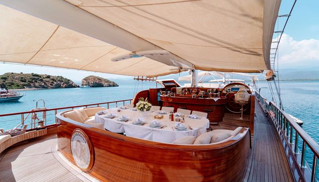 LYCIAN QUEEN yacht charter 4