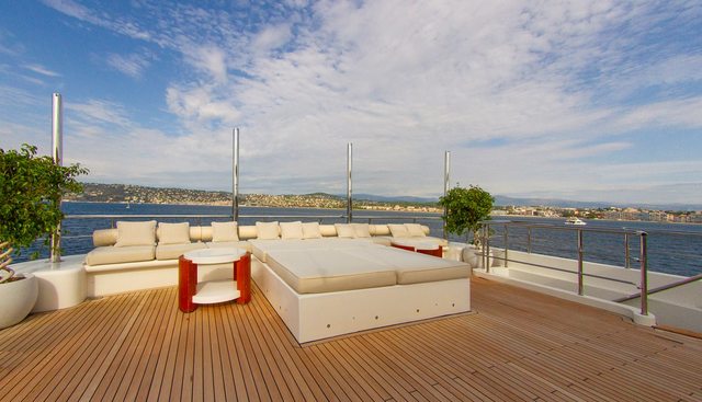 DARLING yacht charter 3