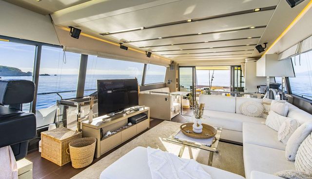 BLUE M yacht charter 5