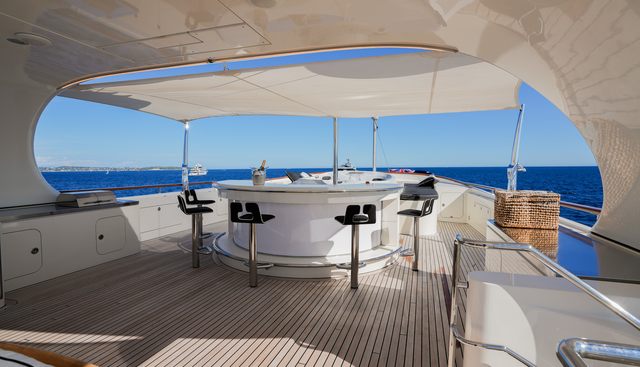 GHOST III yacht charter 3