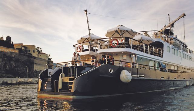 CALLISTO yacht charter 5